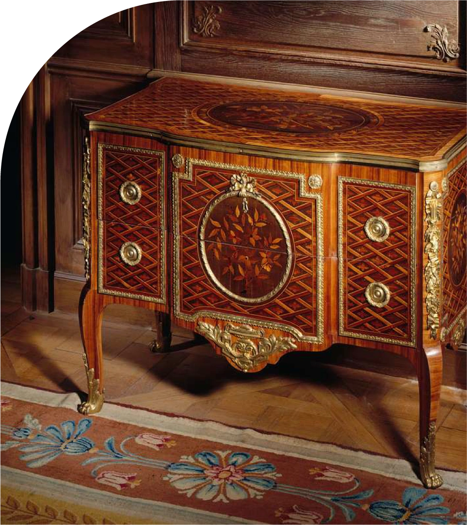 Restauration de mobilier ancien réalisée par l’Atelier Gabriel, proche de Saint-Étienne
